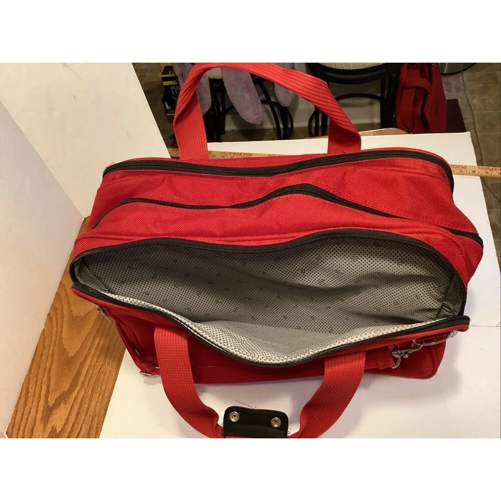 ricardo beverly hills luggage tiburon carry on w/feet red 20”x14”x8” style 6320